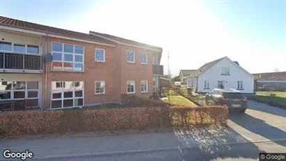 Andelsboliger til salg i Hjallerup - Foto fra Google Street View Andelsboliger til salg i Hjallerup - Foto fra Google Street View