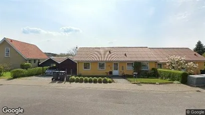 Andelsboliger til salg i Nørager - Foto fra Google Street View Andelsboliger til salg i Nørager - Foto fra Google Street View